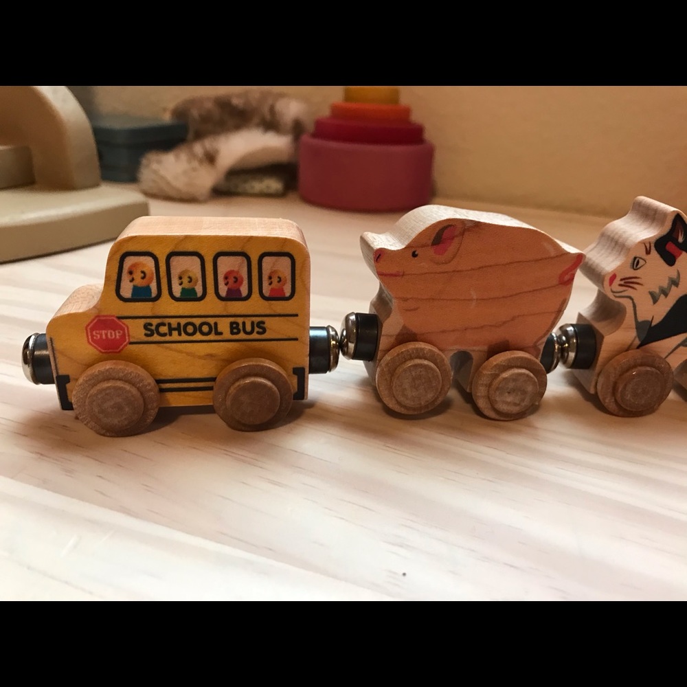 Maple Landmark trains